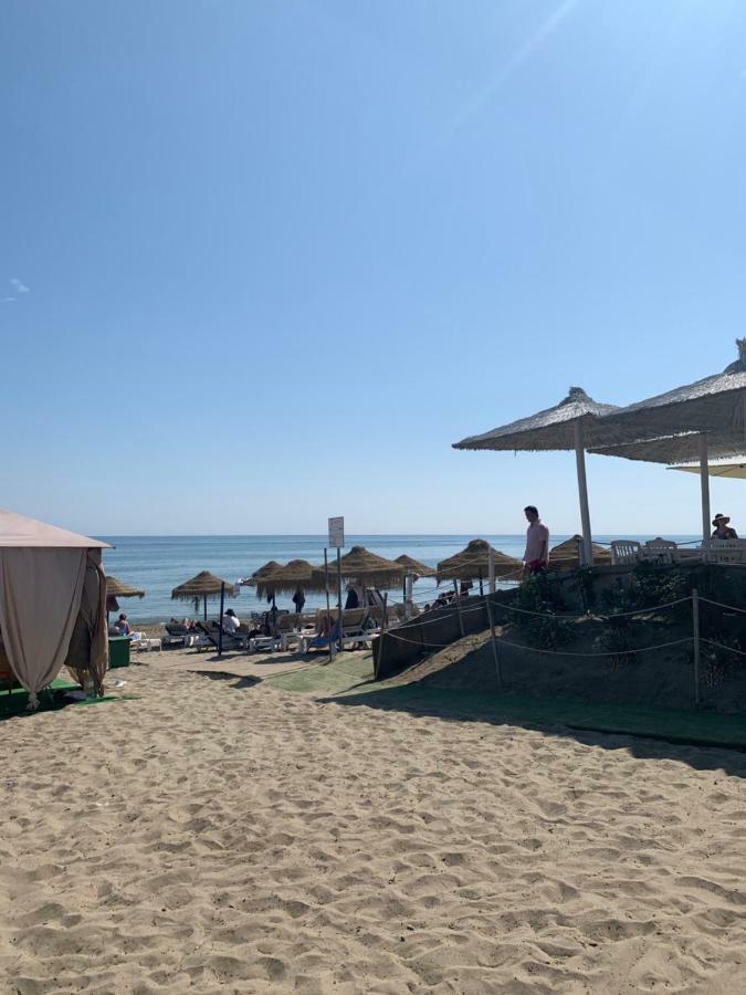 Beachside Apartment In ماربيا المظهر الخارجي الصورة