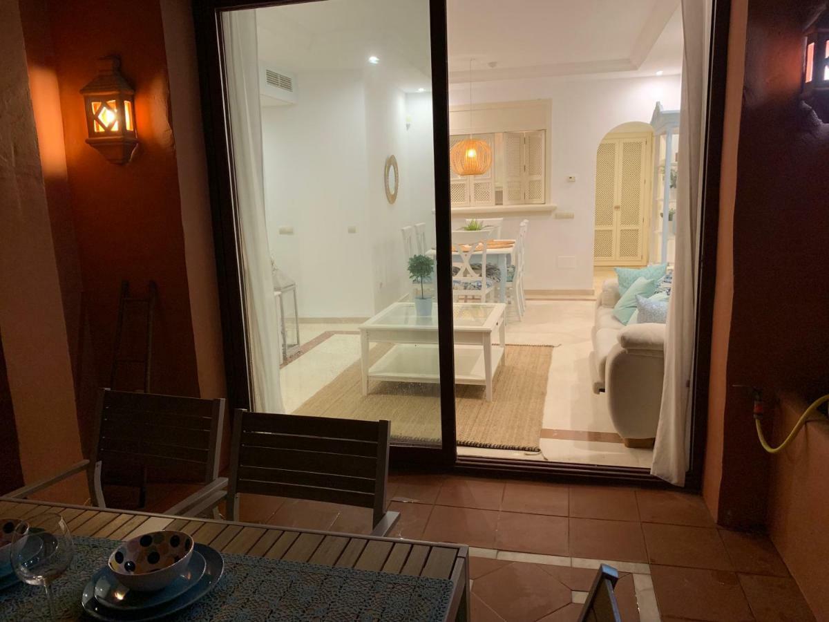 Beachside Apartment In ماربيا المظهر الخارجي الصورة