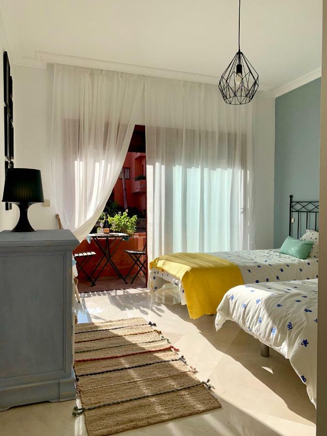 Beachside Apartment In ماربيا المظهر الخارجي الصورة