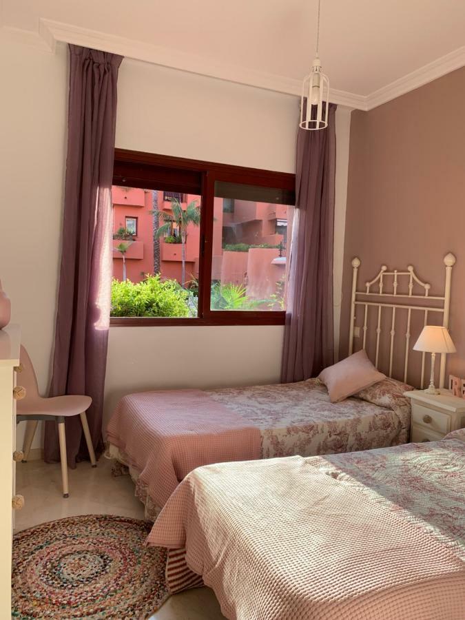 Beachside Apartment In ماربيا المظهر الخارجي الصورة