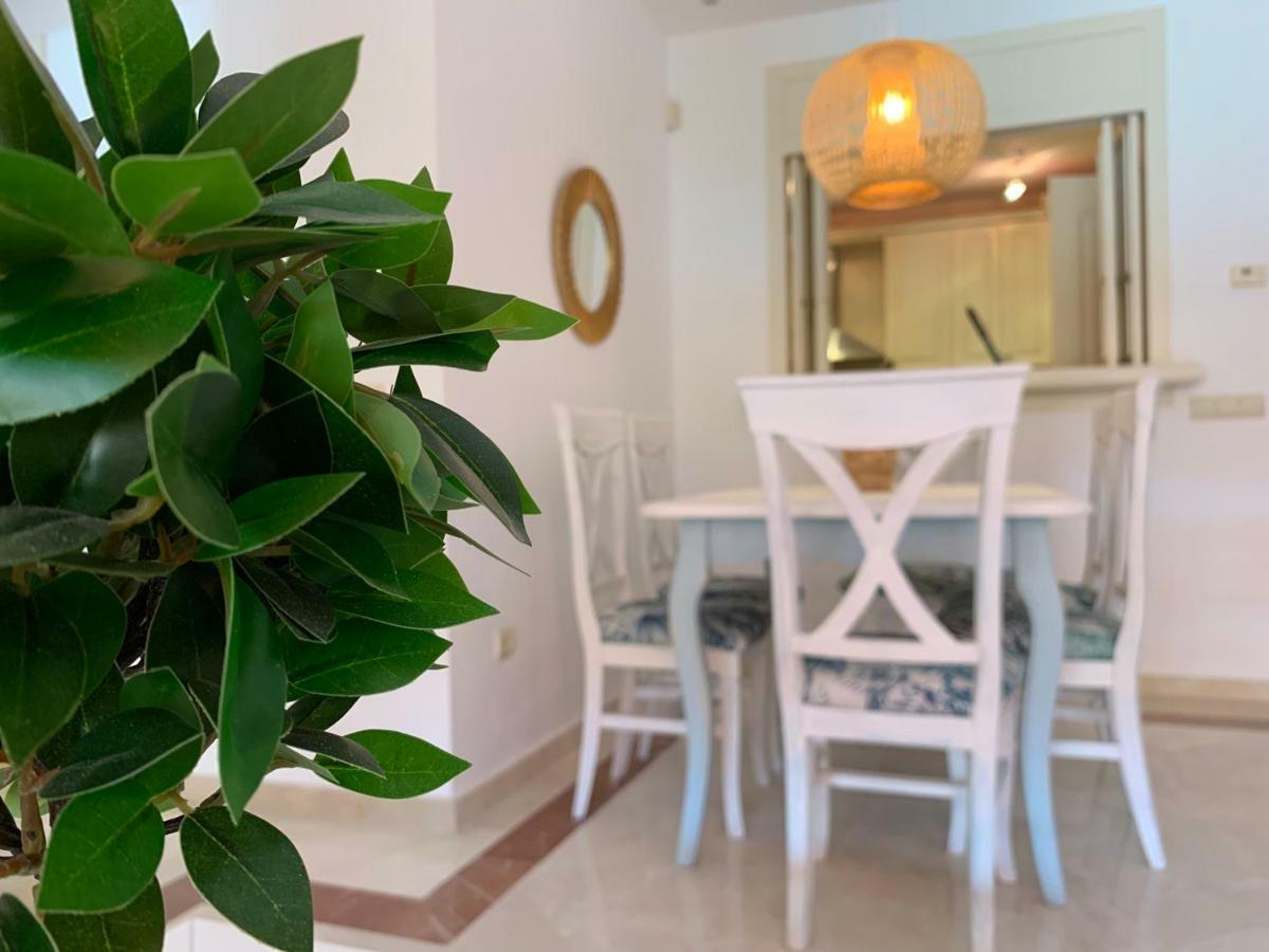 Beachside Apartment In ماربيا المظهر الخارجي الصورة