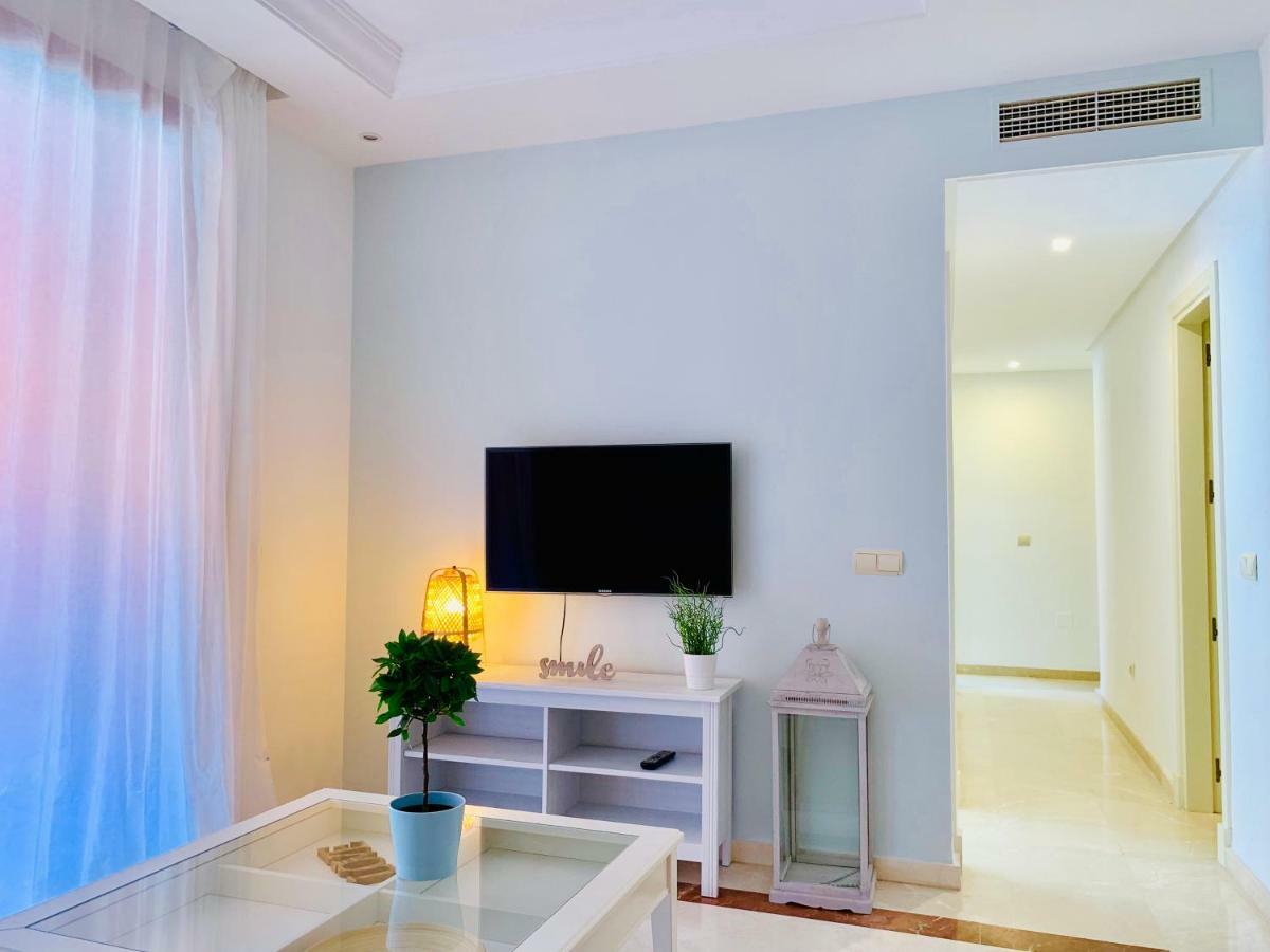 Beachside Apartment In ماربيا المظهر الخارجي الصورة