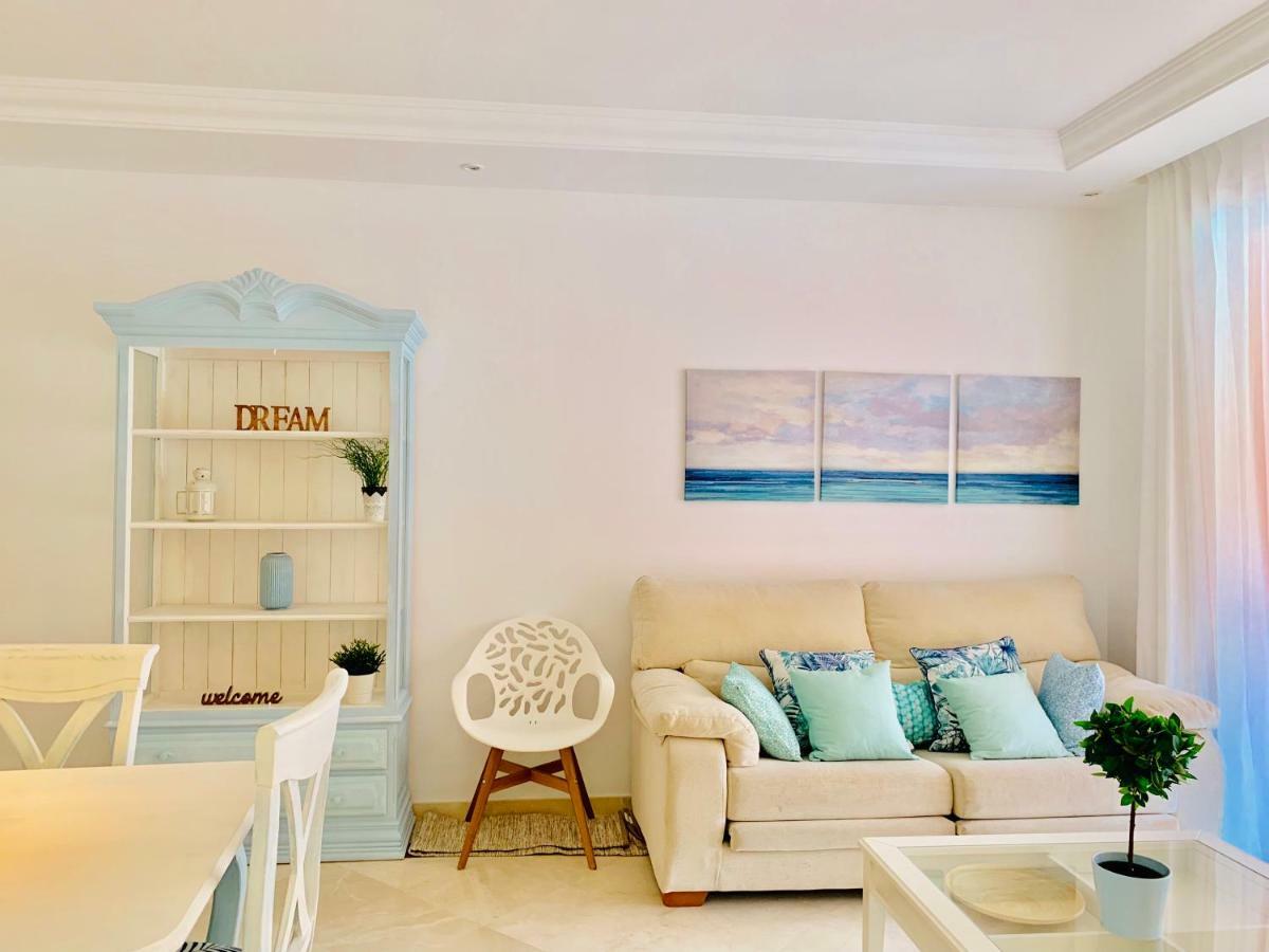 Beachside Apartment In ماربيا المظهر الخارجي الصورة