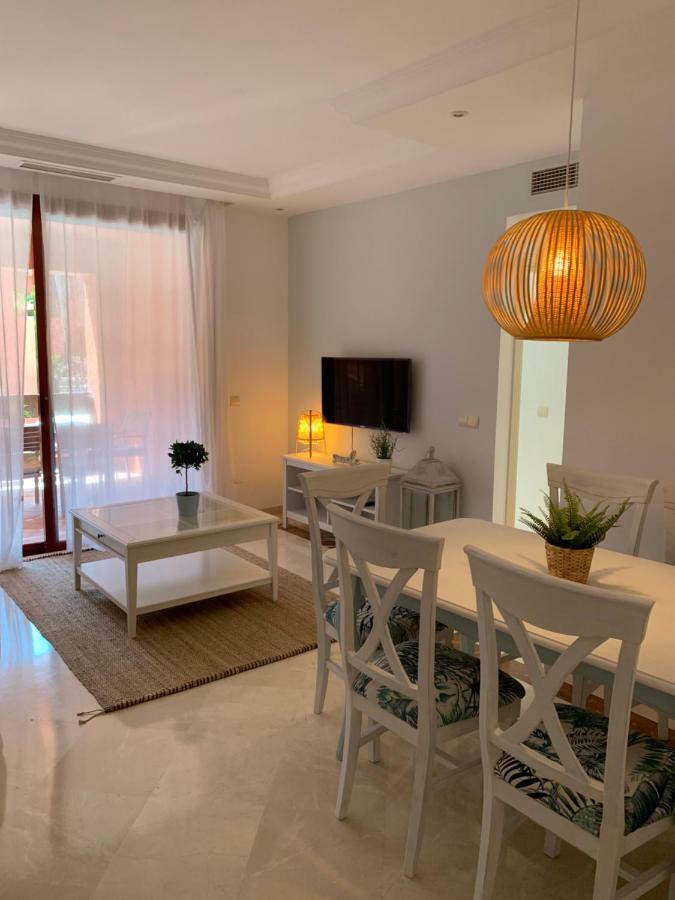 Beachside Apartment In ماربيا المظهر الخارجي الصورة