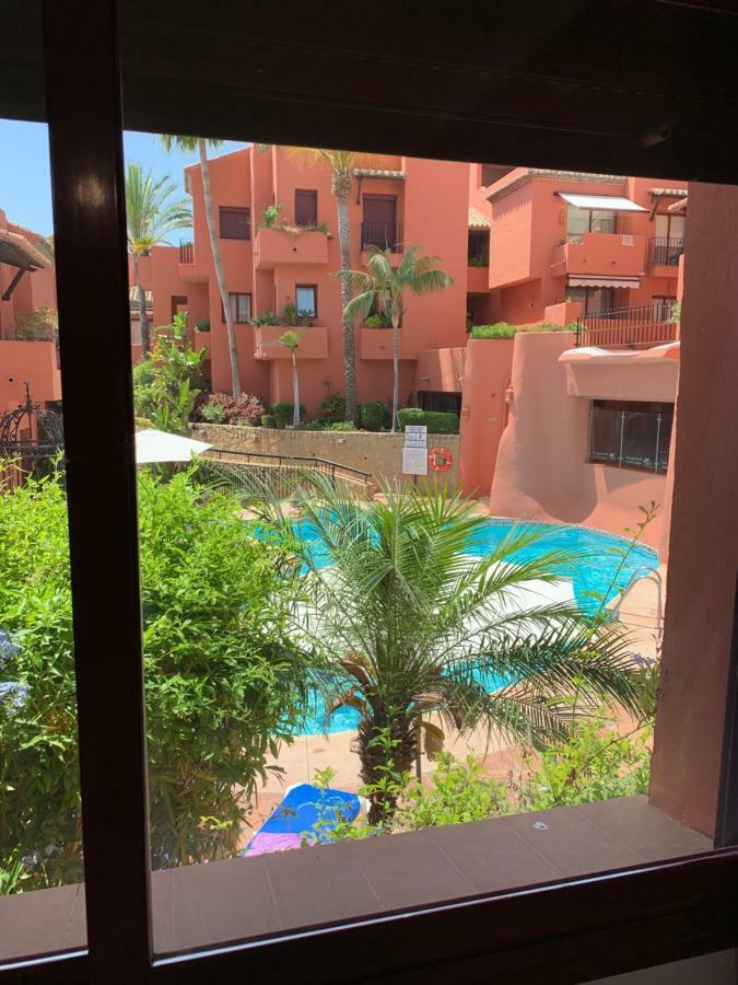 Beachside Apartment In ماربيا المظهر الخارجي الصورة