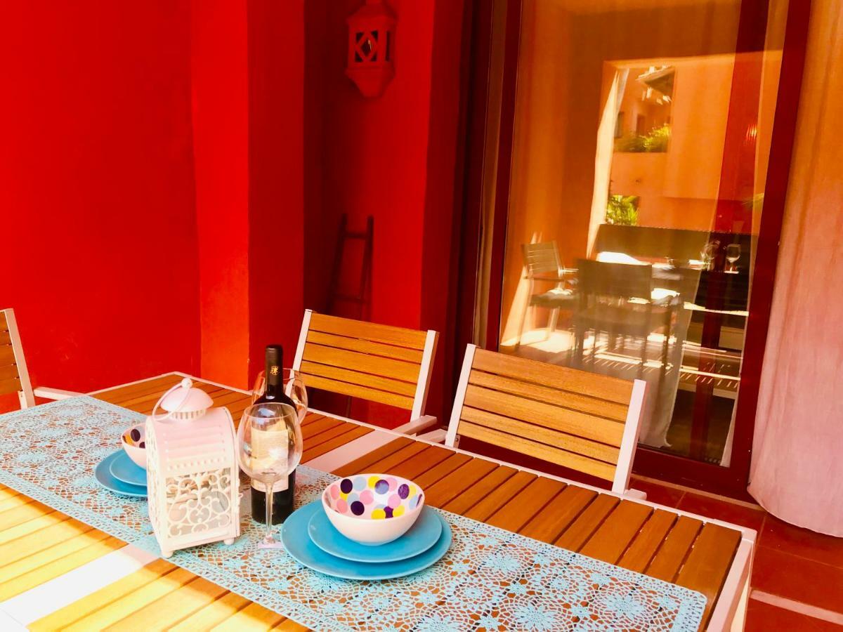 Beachside Apartment In ماربيا المظهر الخارجي الصورة